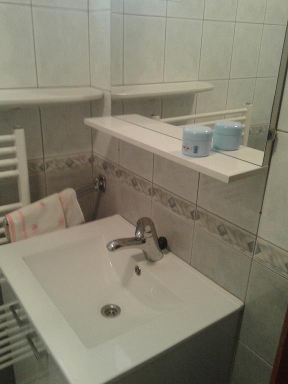 Apartment Ivana Бродарика Стая снимка